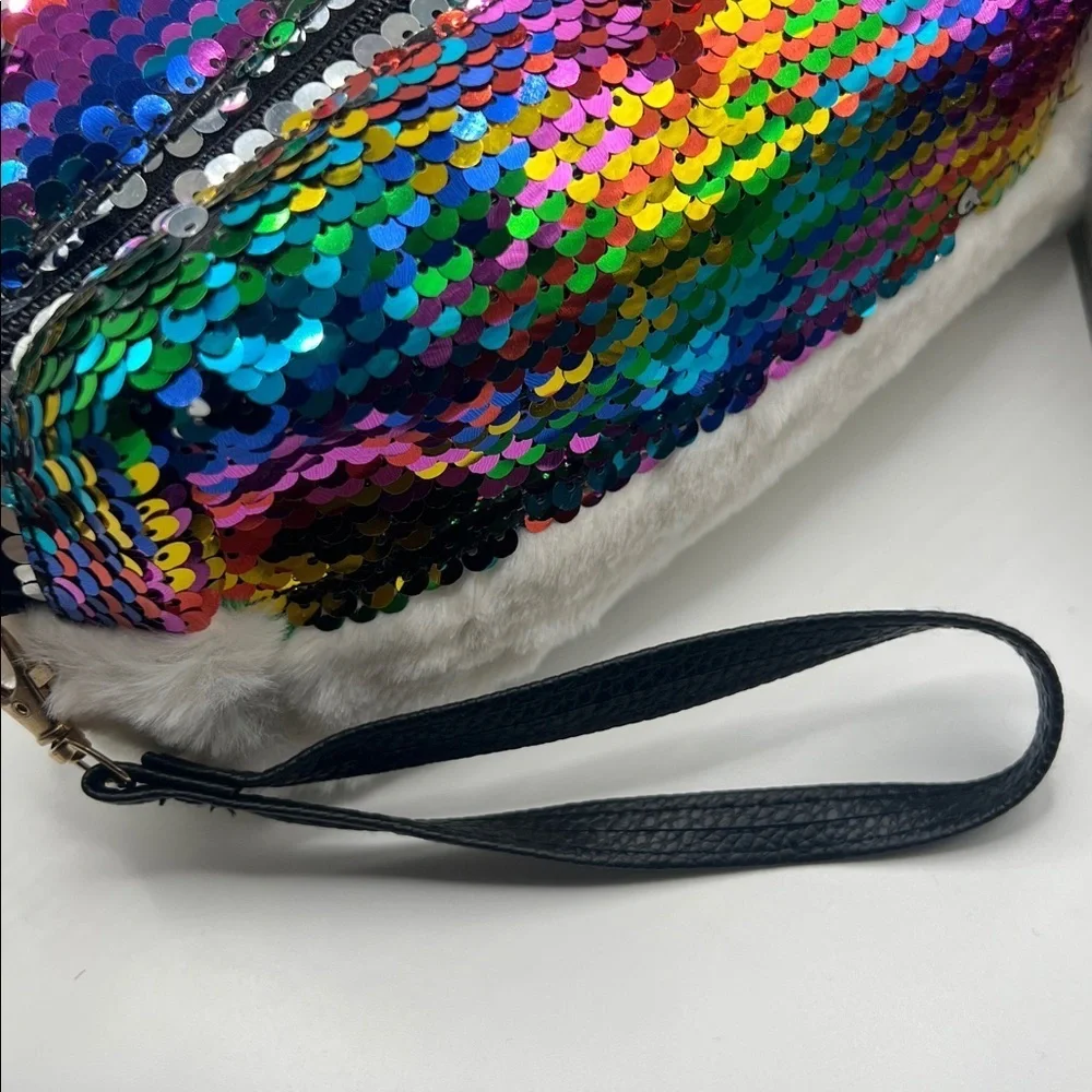 263. Sequin and Faux Fur Women's Makeup Bag